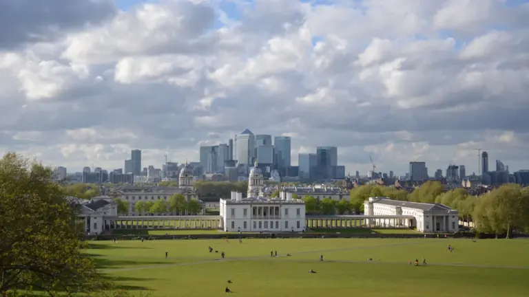 Jak wybór Greenwich w 1884 roku ujednolicił pomiar czasu